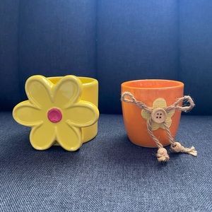 2 beautiful ceramic small window sill flower pots (d)